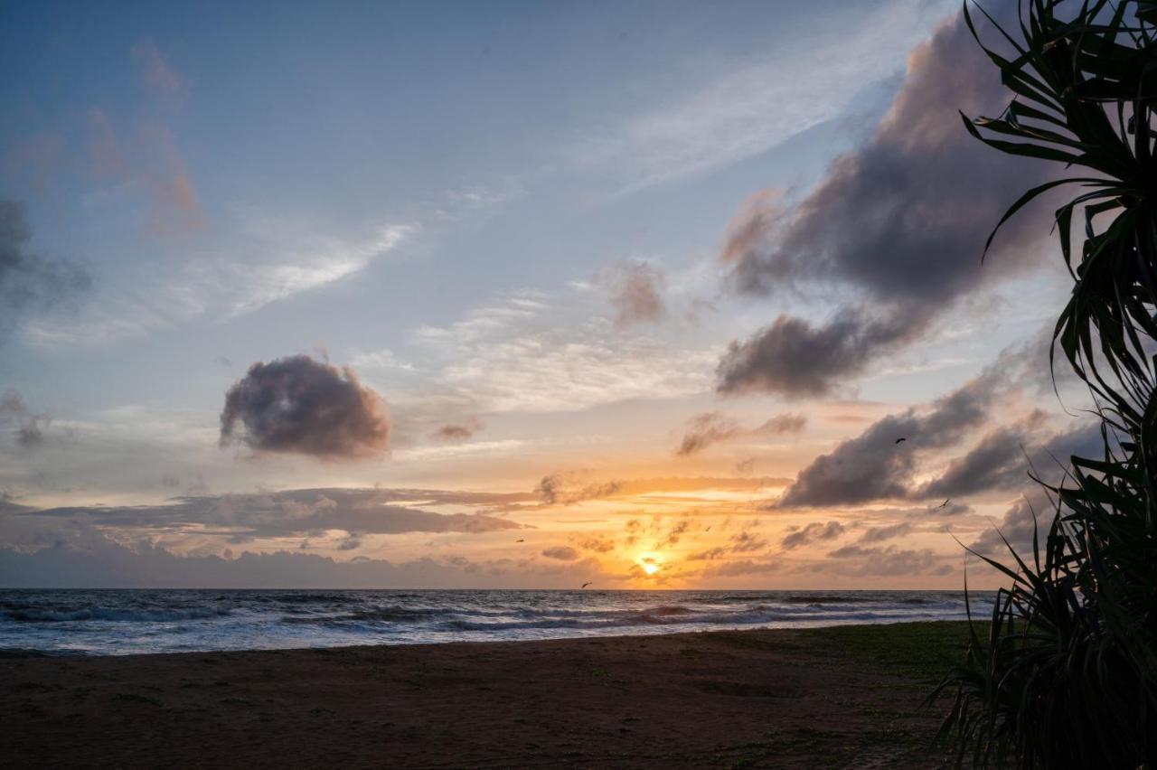 Kirana - A Santani Villa Bentota Esterno foto